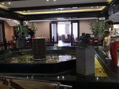 大堂-老六杀猪菜(进乡街店)