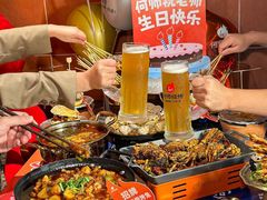 -何师烧烤Pro ·江湖川菜·小龙虾·精酿(太古里旗舰店)