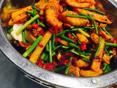 -小鱼儿海鲜港(新村十区店)