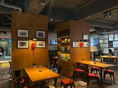 -JINNS锦时 steak&pizza(浸信会礼拜堂旧址店)