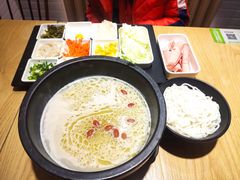 -过桥缘·过桥米线(大华虎城嘉年华店)