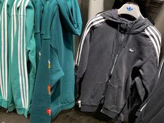 -adidas(滔搏朝阳大悦城店)