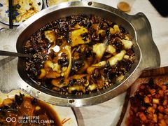 -鑫巴蜀小镇 · 水煮鱼专研店(玉桥店)