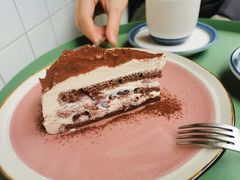 巧克力樱桃波士顿-Be Lived Cafe比例咖啡(摩天轮店)