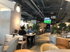 大堂-日进一片海.生腌海鲜火锅.宵夜烧烤(三里屯总店)
