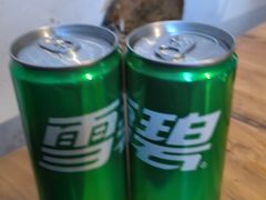 -锅老头海鲜铁锅炖