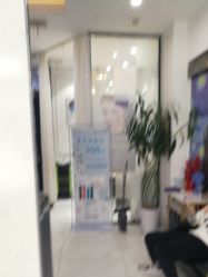 -艾米莉 烫染沙龙