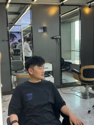 -藤野造型烫发染发