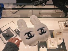 -Chanel(德基广场店)