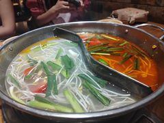 -快活林酸汤鱼鲜品火锅店(甲秀楼店)
