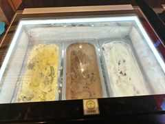-爱有声毛肚串串火锅自助(龙之梦大都汇店)