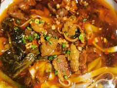 -呷佬·长沙手工米粉(金沙江路店)