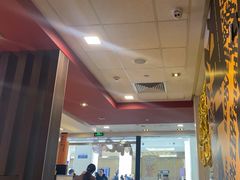 -麦当劳(汉口火车站候车室店)