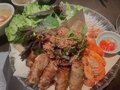 -大头虾越式风味餐厅(光明广场店)