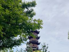 -龙华寺