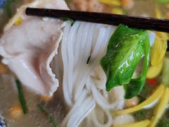 -桥馫源蒙自过桥米线(蒙自店)