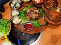 -肥肥虾庄·金牌油焖大虾(杨园滨江时代walk店)