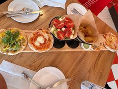 -城市大道红炉披萨烘焙坊