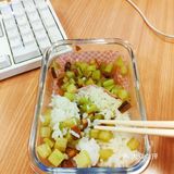 先生从初四上班到现在，大部分时间都是吃我准备的便当