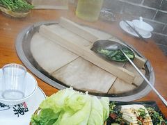 -曹丞相·地锅鸡·地锅鱼(武林店)