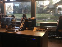 靠窗位-星巴克(北京西大望路温特莱店)