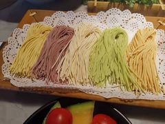 -尚尚仙·酸汤猪手·猪肚鸡火锅(华联万柳购物中心店)