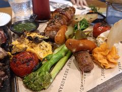 -Mark&Mars Restaurant
