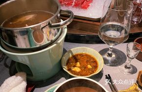 Chicken Mushroom Hot Pot