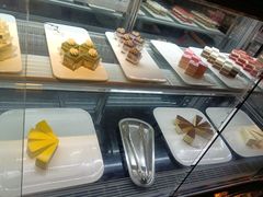 甜品柜-遇上西雅图多融合海鲜自助餐厅(中房金谊广场店)