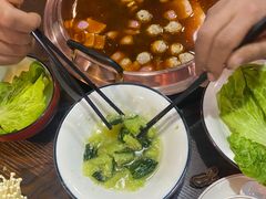 -虾弄弄海派小龙虾·牛羊蝎子火锅