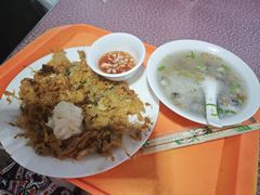 -建国蚵煎蚵面