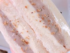 芋泥桂花奶酪三明治-啊噗吐呦现场烘焙(麦凯乐店)