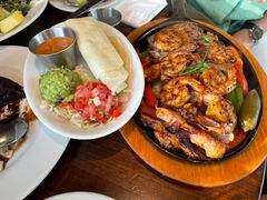 -Chili's Cafe&Bar奇利斯(滨江店)