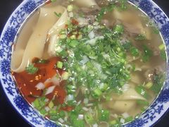 -陇上全荟兰州传统牛肉面(延吉路店)