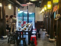 -聚汇三少·龙虾·中餐厅(莫邪路新天地店)