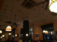 大堂-玛格萝妮比萨屋(四平店)