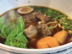 -康师傅私房牛肉面(申虹店)
