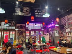 -蚝堡海鲜·威海菜·海肠捞饭·烧烤·亚洲吃蚝公司(幸福门店)