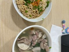 -三身人金新肠粉(丹霞店)