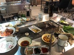 -马路牙子烧烤音乐酒馆(望京店)