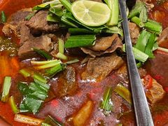 克地佬酸粑菜牛仔骨-福照楼汽锅鸡·云南菜(火车站锦江店)
