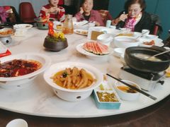 -荷塘秋月·本帮江浙菜(国权路店)