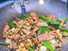 -费大厨辣椒炒肉(黄兴中心广场店)