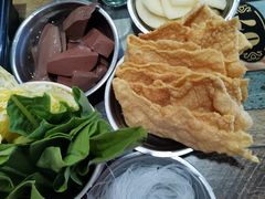 -柳州人田螺鸭脚煲(农院路1店)