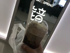 -奈雪的茶(亨特国际广场店)
