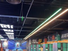 -极限PLAY运动娱乐新世界·团建派对表演休闲馆·室内高空游乐园