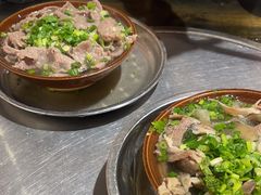 -乐山食古香跷脚牛肉