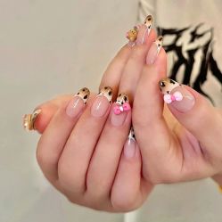 点击看大图 -桃色美甲沙龙