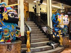 -more than meow吴止猫主题餐厅(承德 中船汇店)