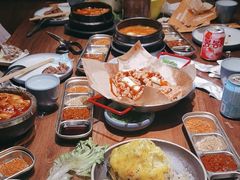 -明洞阿姨·韩式酱蟹烤肉·创意料理(三元桥店)